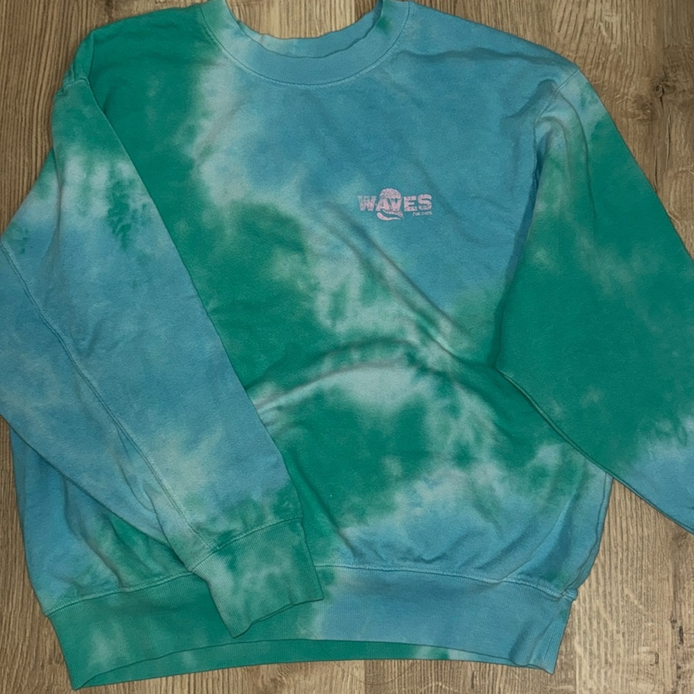 Billabong tie dye crewneck
